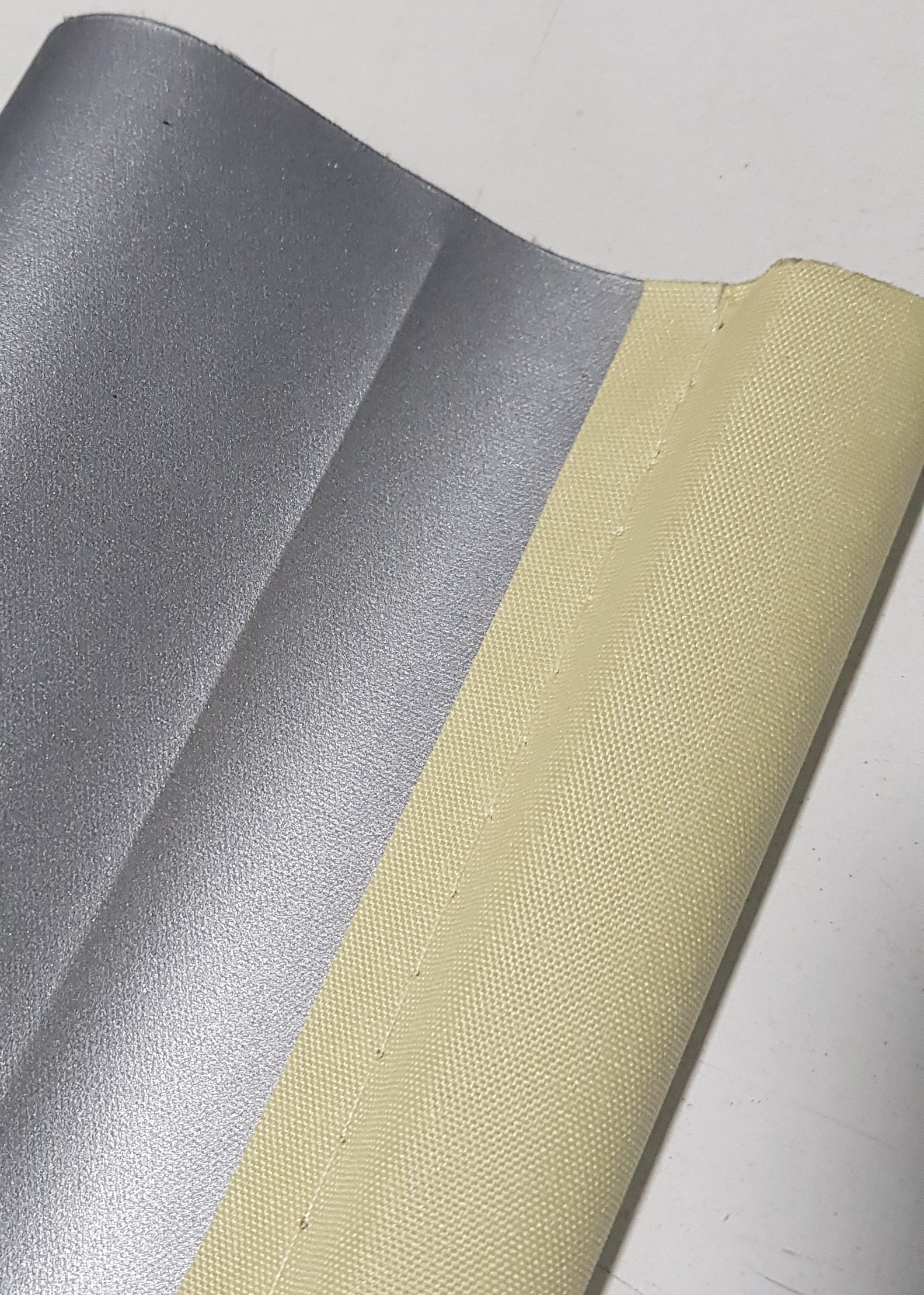OBI Pamplona Roller 60 x 175 cm "SILVER" (Yellow Bar)